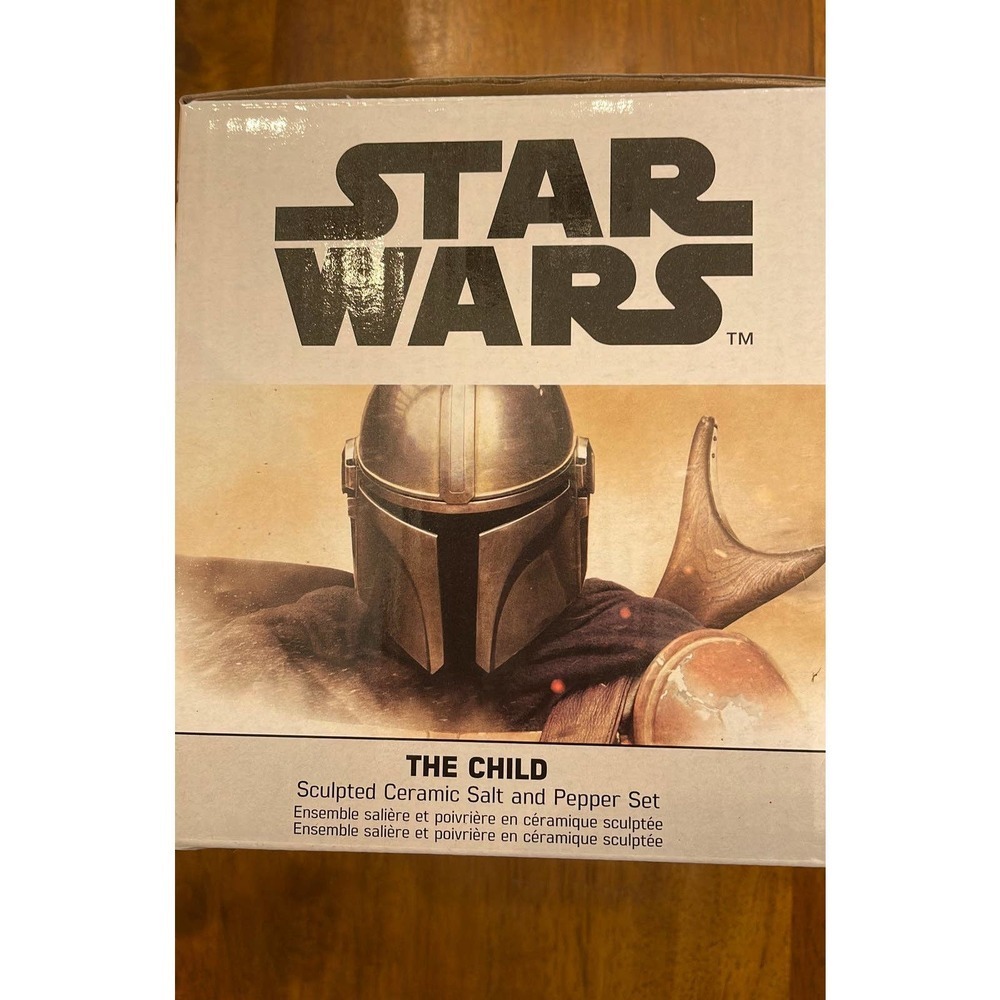 Disney The Mandalorian The Child salt and pepper shaker set - Picture 2 of 3